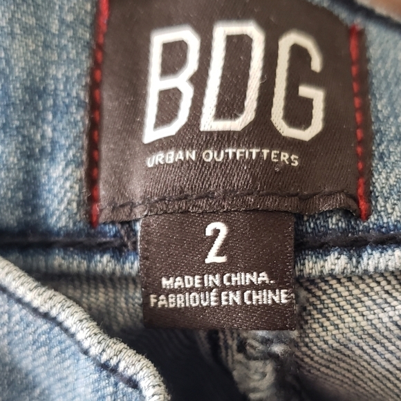 BDG Urban Outfitters Flat Front Crop Jeans Womens Size 2 Pull On - Picture 6 of 8